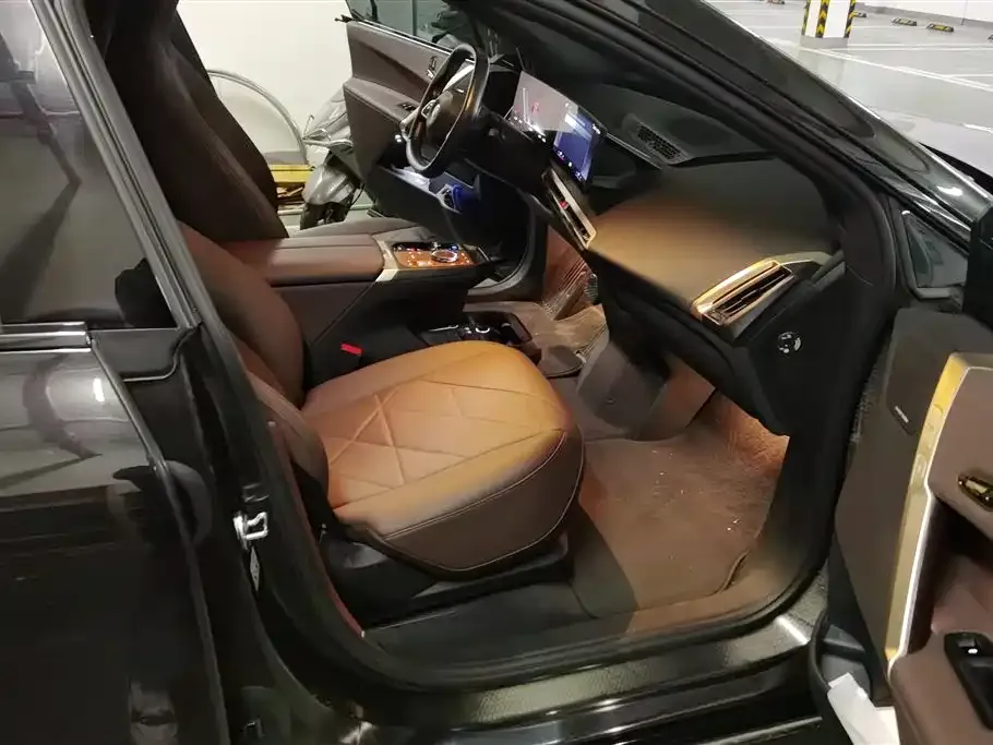 BMW iX 2023 из CN, фото 7
