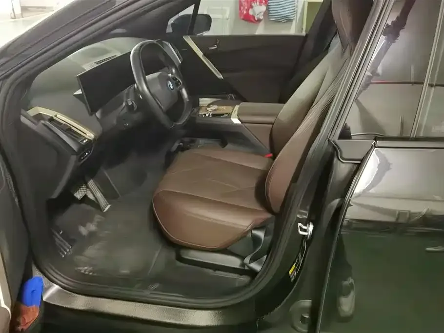 BMW iX 2023 из CN, фото 8