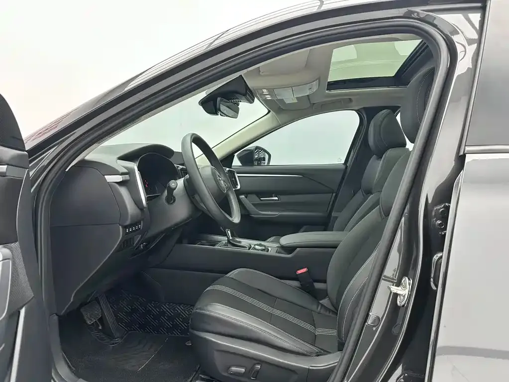 Mazda CX-50 2023 из CN, фото 6