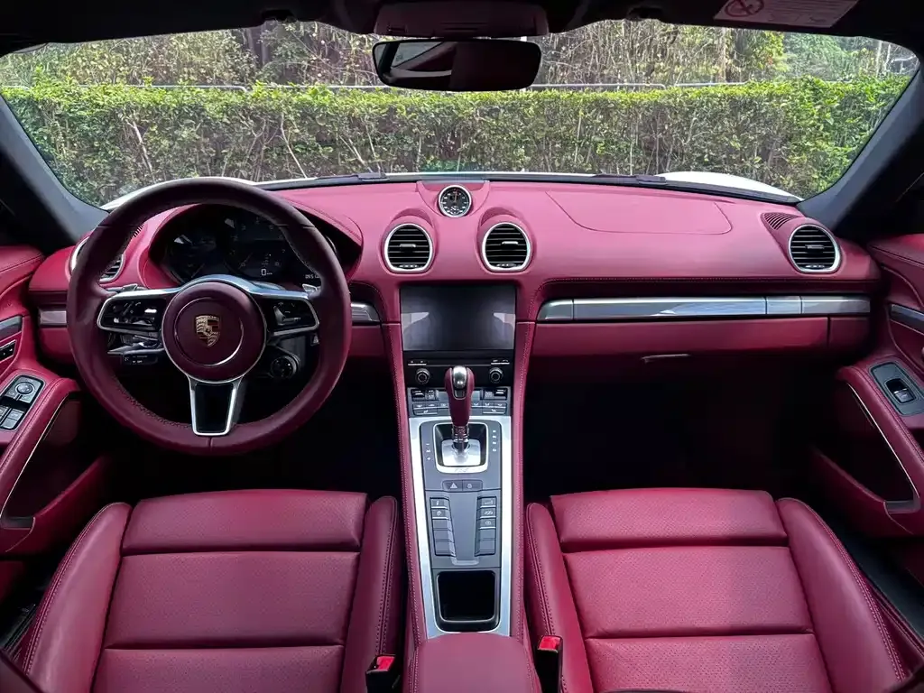 Porsche 718 2026 из CN, фото 4