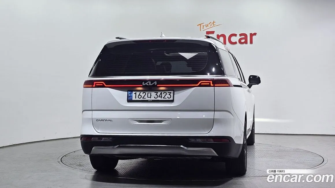 Kia Carnival 2023 из KR, фото 2