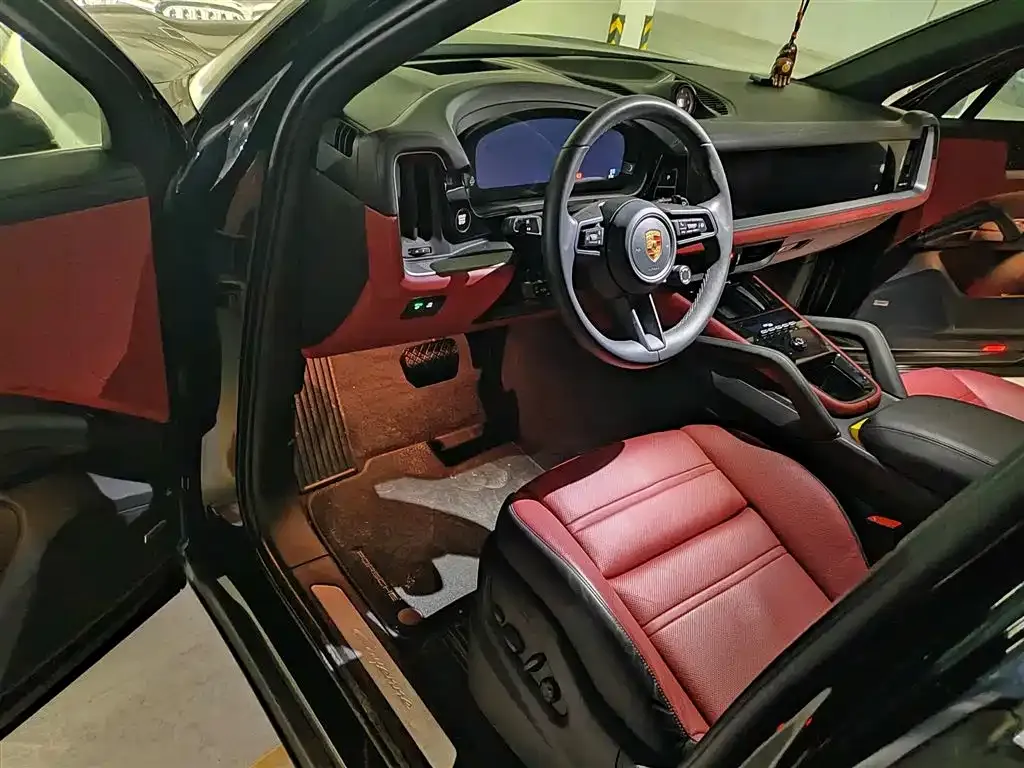 Porsche Cayenne 2025 из CN, фото 3