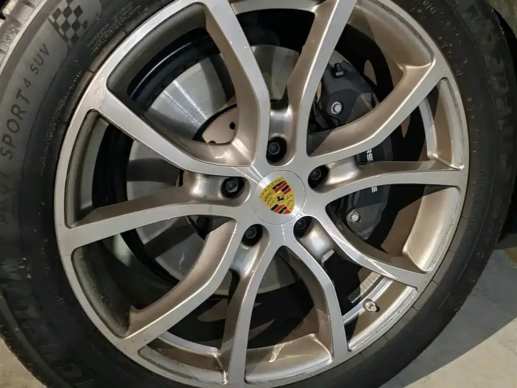 Porsche Cayenne 2025 из CN, фото 2