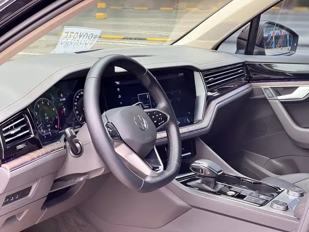 Volkswagen Touareg 2021 из CN, фото 5