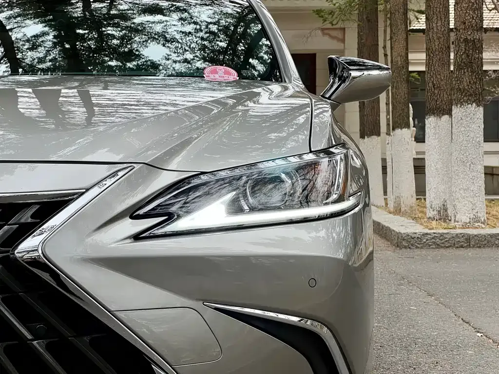 Lexus ES 2023 из CN, фото 7