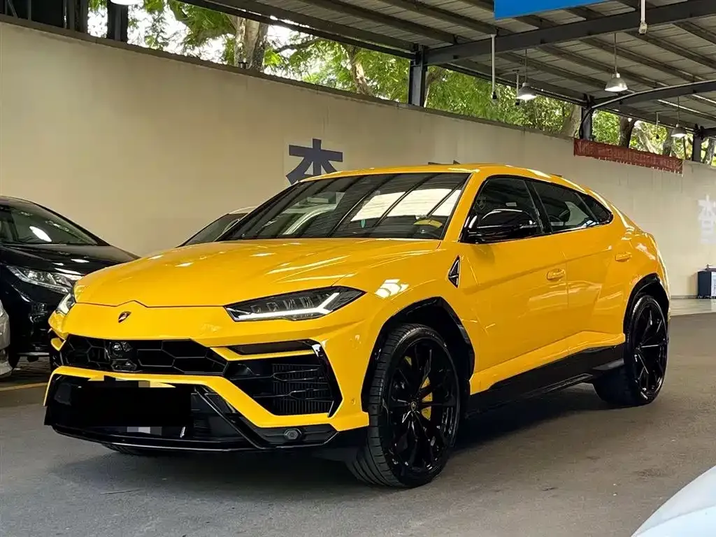 Lamborghini Urus 2022 из CN, фото 1