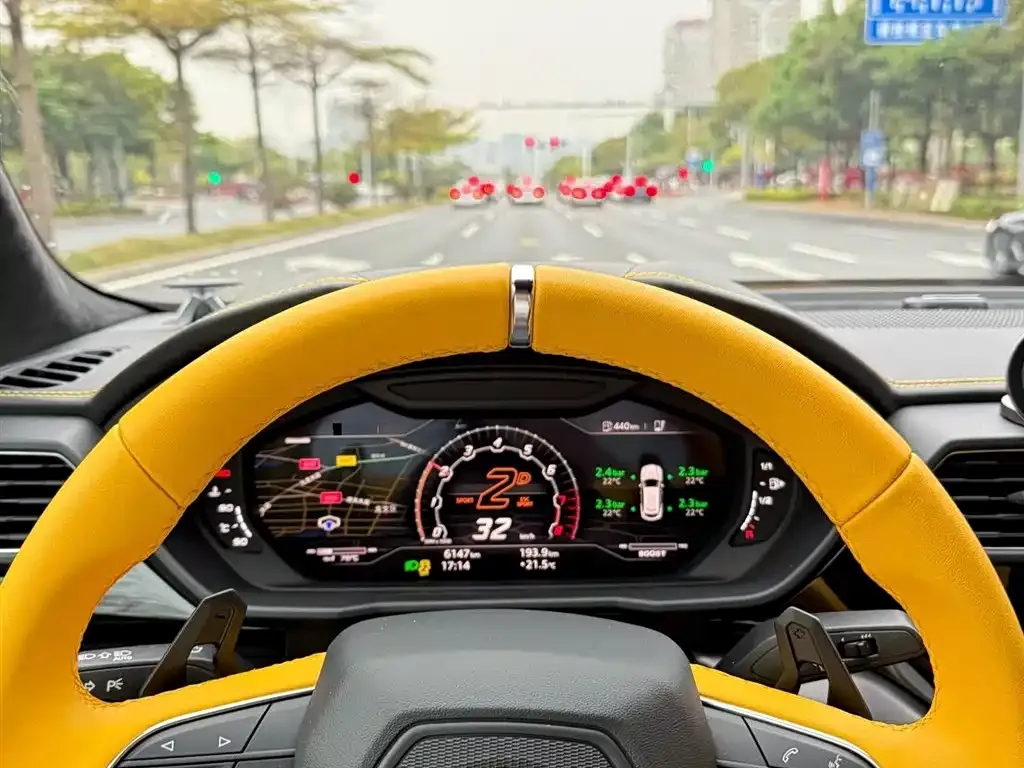 Lamborghini Urus 2022 из CN, фото 9