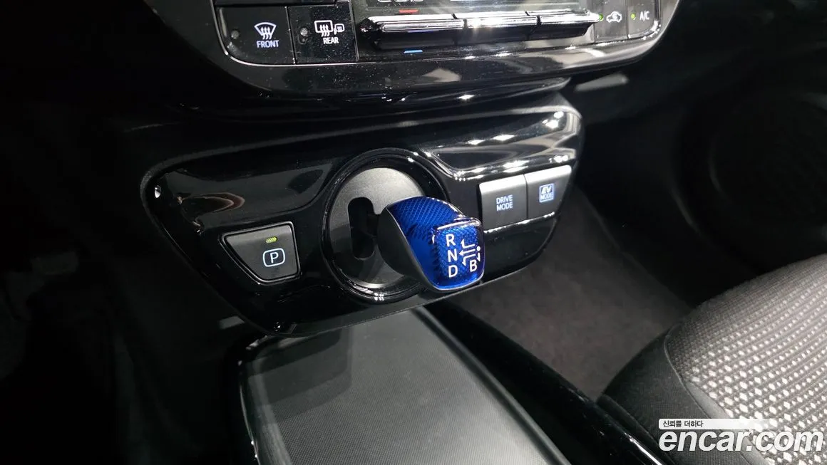 Toyota Prius 2022 из KR, фото 9