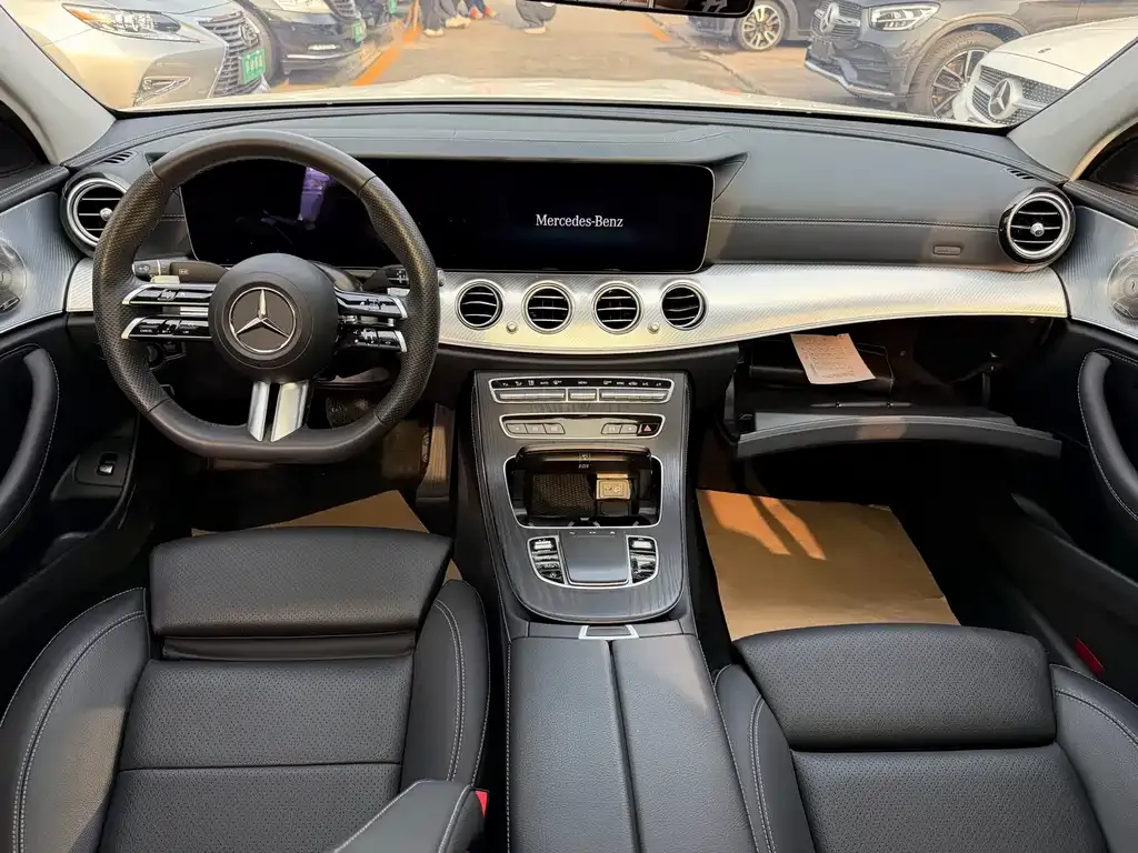 Mercedes-Benz E-Class 2022 из CN, фото 4