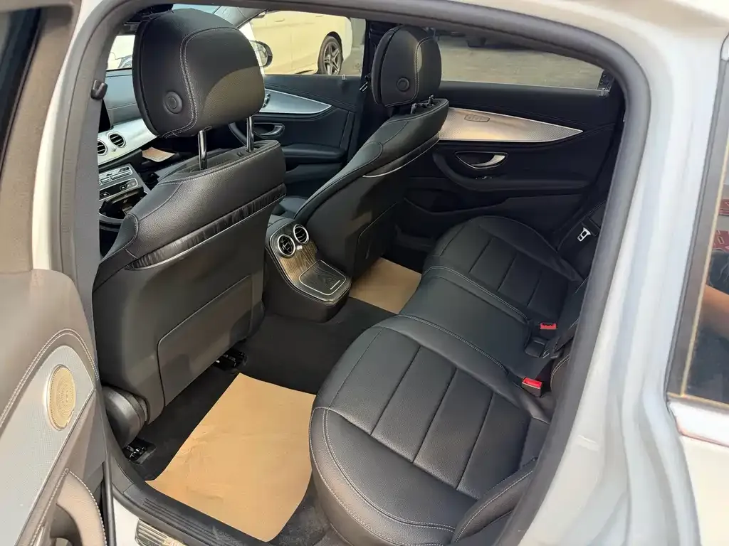 Mercedes-Benz E-Class 2022 из CN, фото 2
