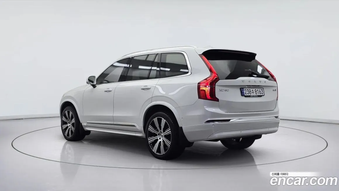 Volvo XC90 — фото 4