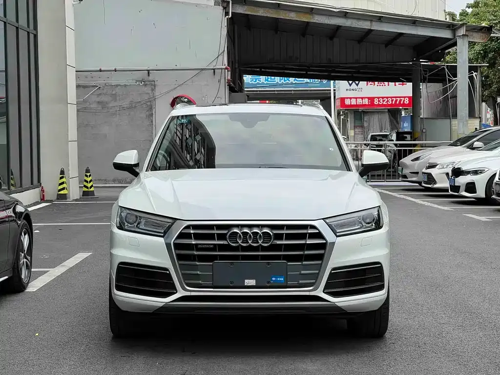 Audi Q5L 2021 из CN, фото 8