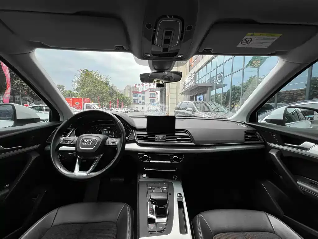 Audi Q5L 2021 из CN, фото 7