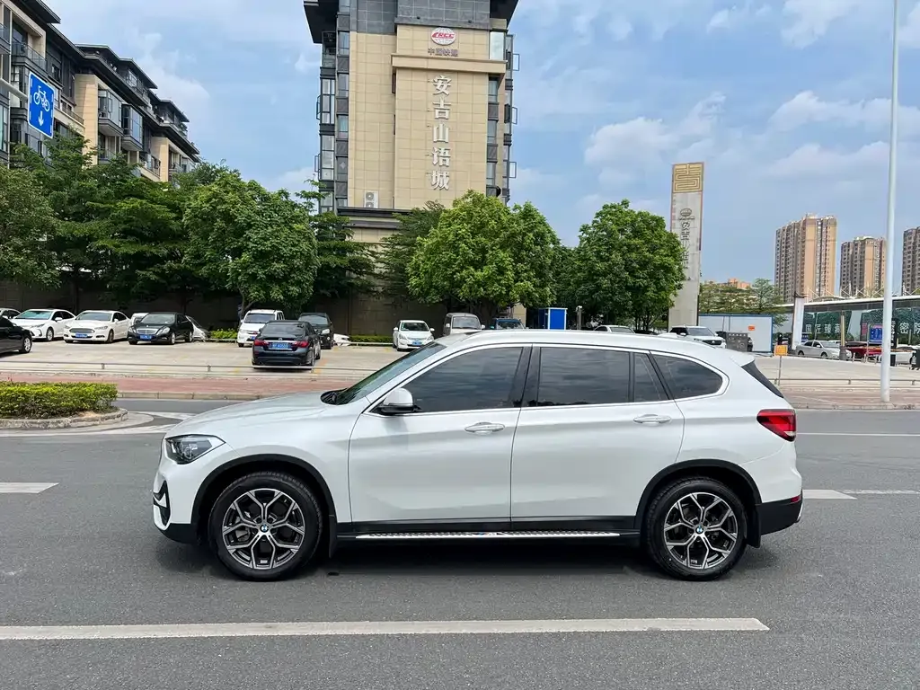 BMW X1 2023 из CN, фото 8
