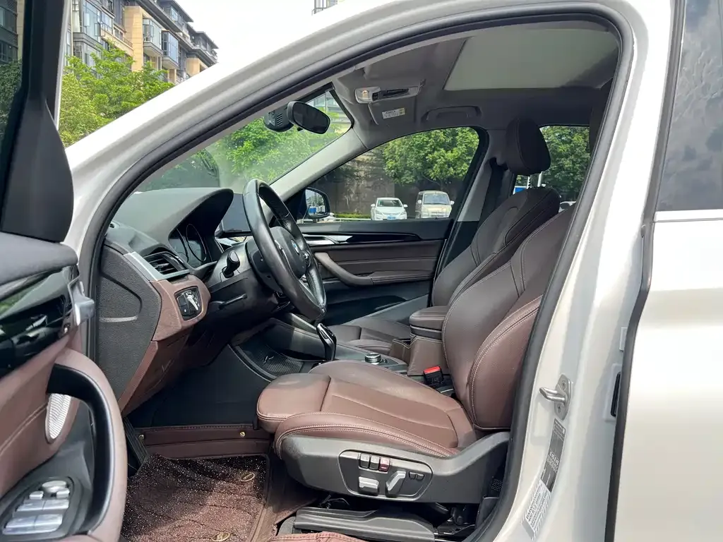 BMW X1 2023 из CN, фото 3