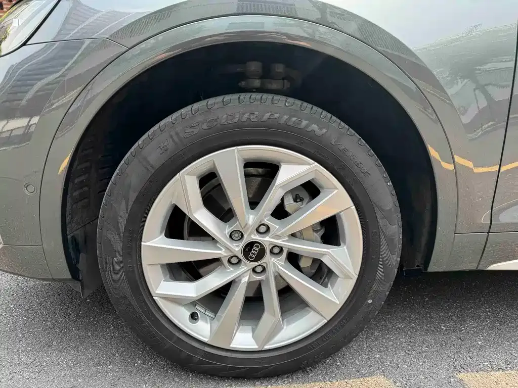 Audi Q5L 2022 из CN, фото 5