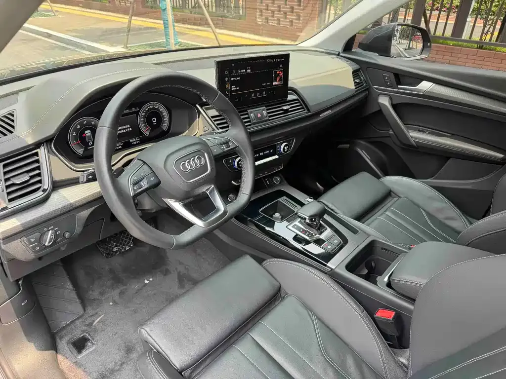 Audi Q5L 2022 из CN, фото 6