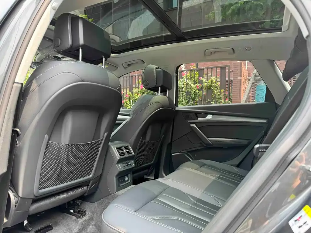 Audi Q5L 2022 из CN, фото 3
