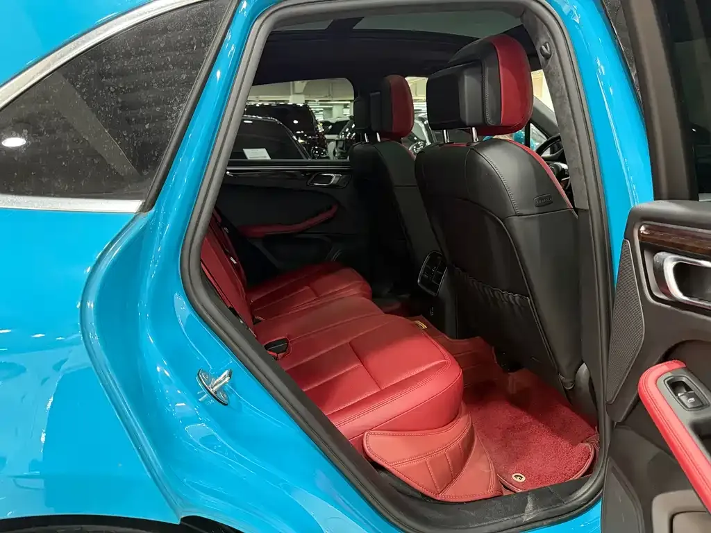 Porsche Macan 2021 из CN, фото 3