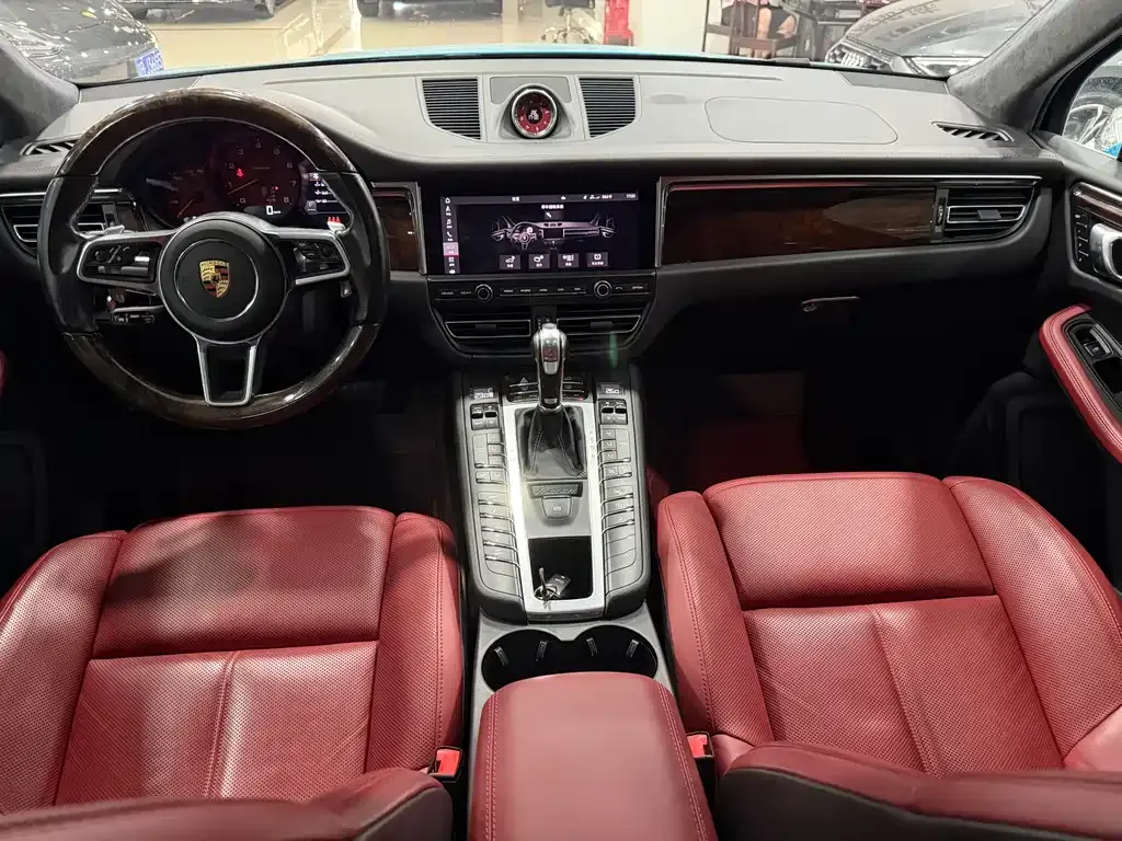 Porsche Macan 2021 из CN, фото 6