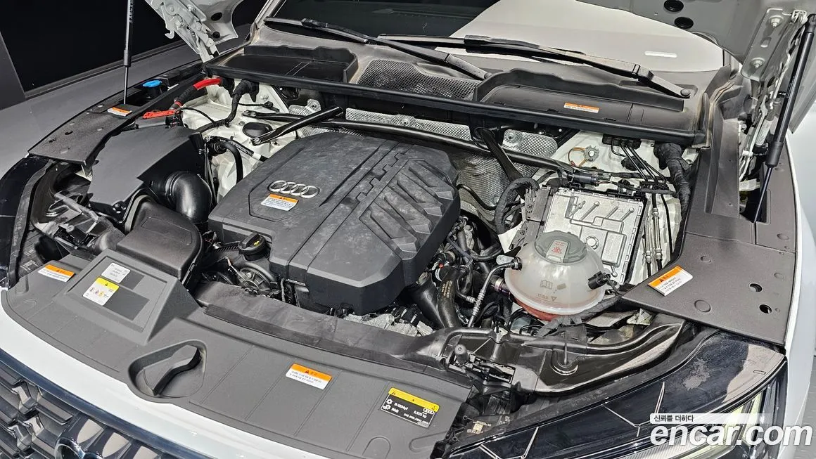 Audi Q5 2022 из KR, фото 6