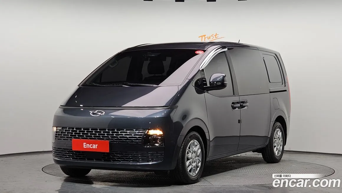 Hyundai Staria 2022 из KR, фото 1