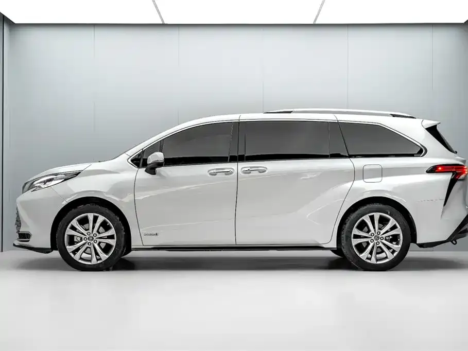 Toyota Sienna 2022 из CN, фото 10