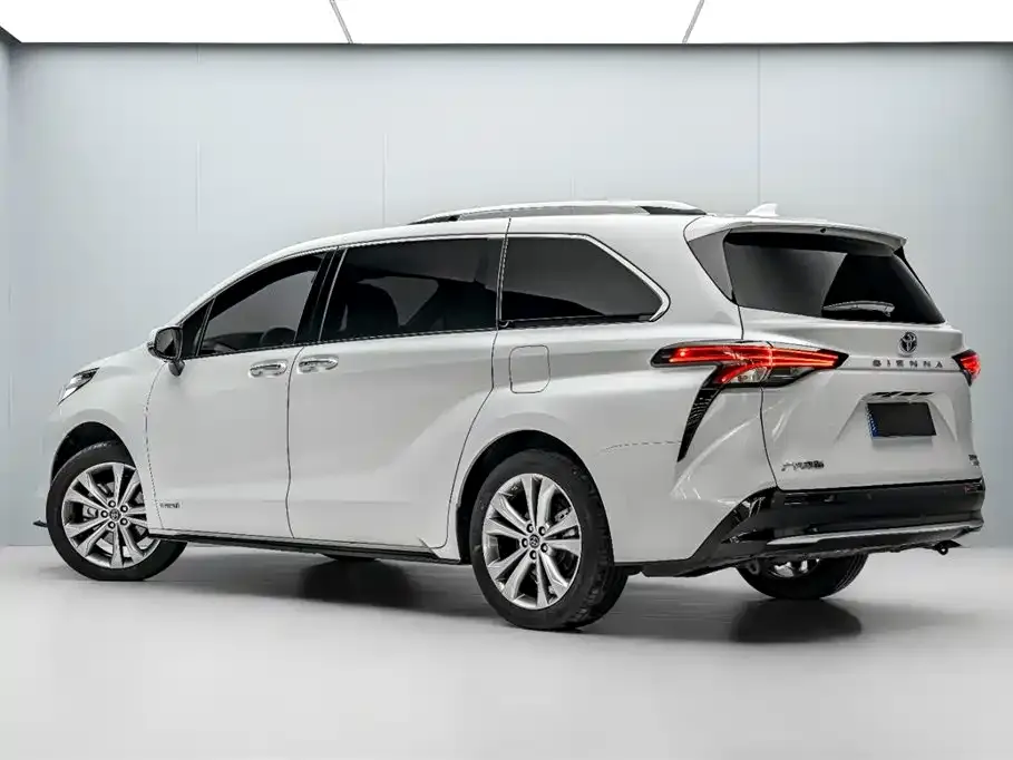 Toyota Sienna 2022 из CN, фото 5