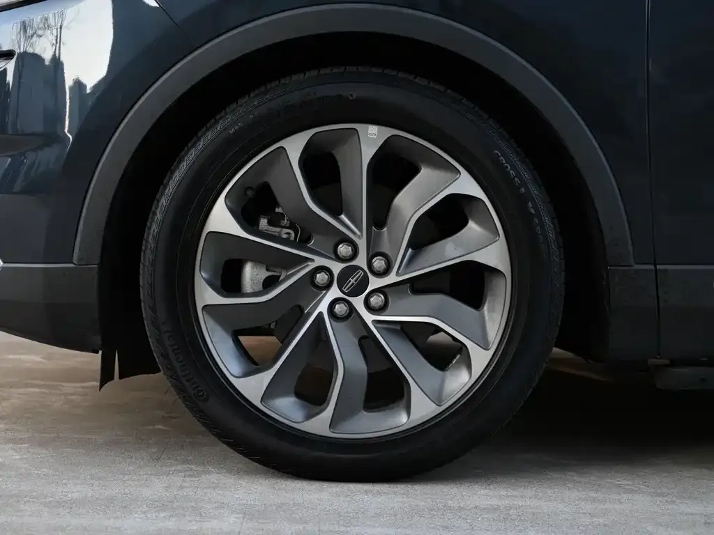 Lincoln Nautilus 2021 из CN, фото 6