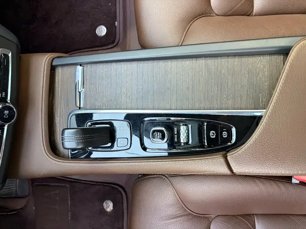 Volvo V90 2021 из CN, фото 8