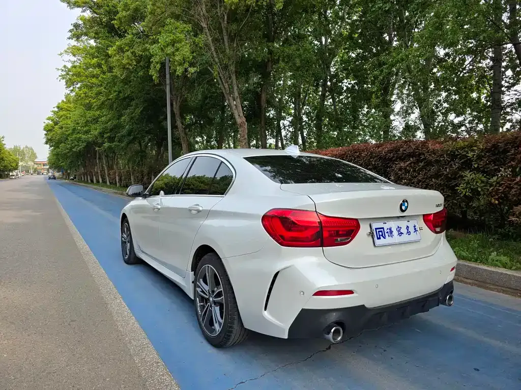 BMW 1 Series 2022 из CN, фото 7