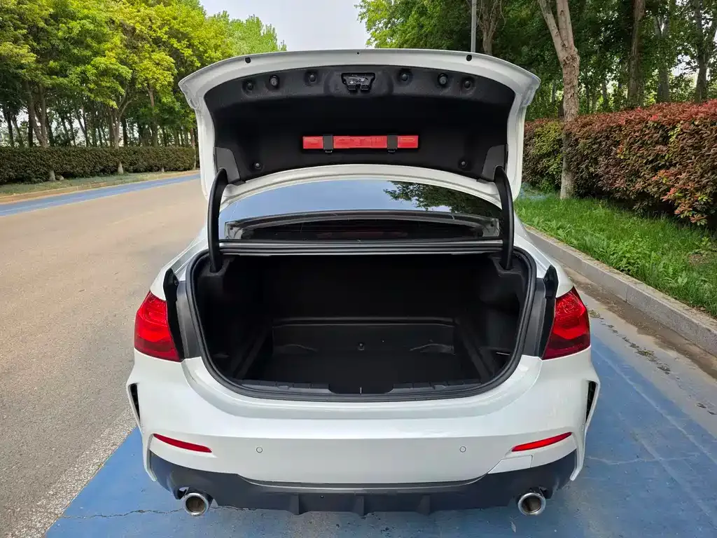 BMW 1 Series 2022 из CN, фото 10