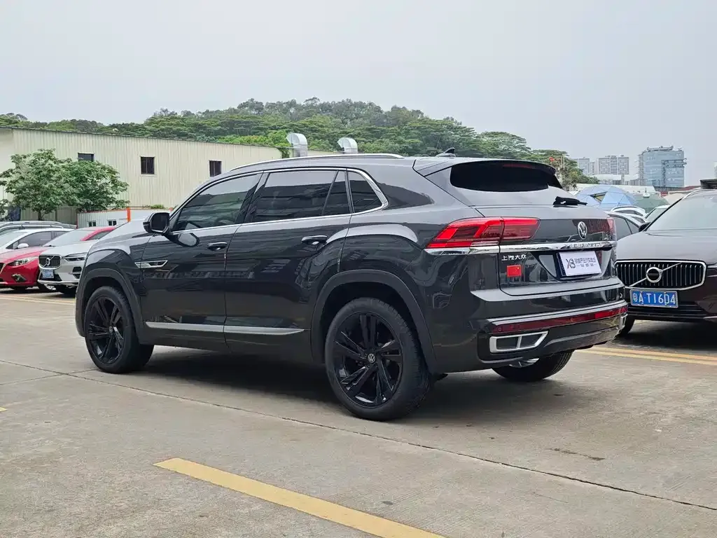 Volkswagen Teramont X 2023 из CN, фото 10