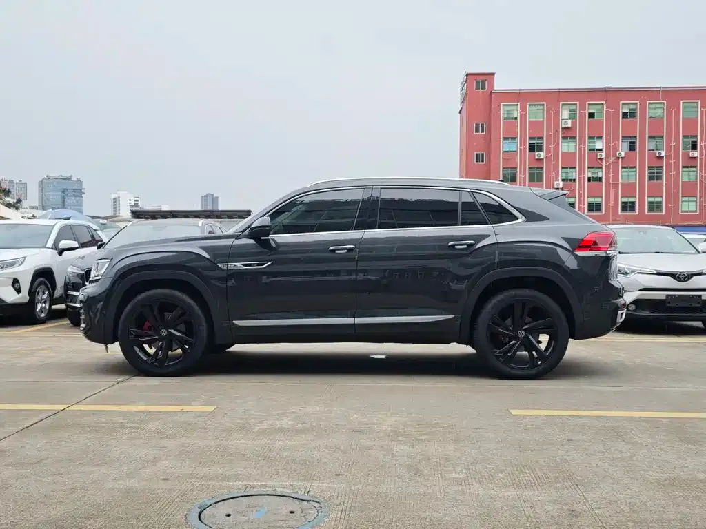 Volkswagen Teramont X 2023 из CN, фото 8