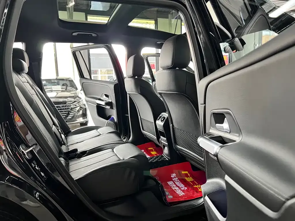 Mercedes-Benz GLB 2023 из CN, фото 8