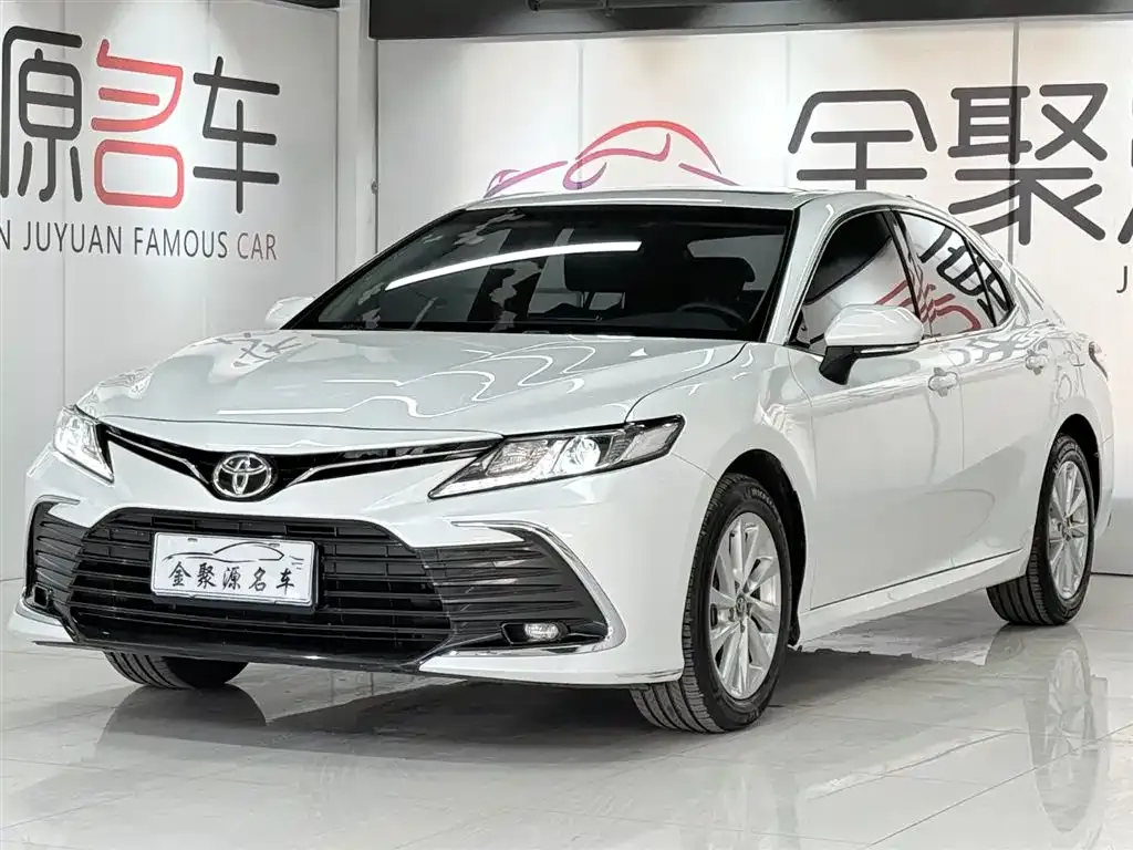 Toyota Camry 2022 из CN, фото 1