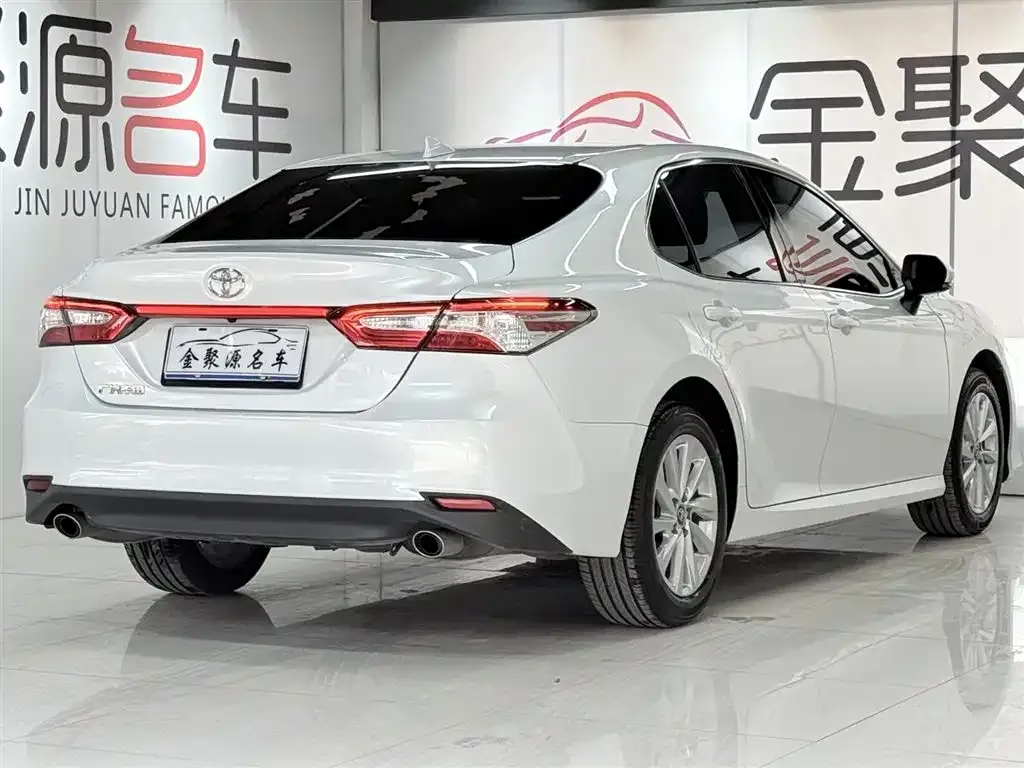 Toyota Camry 2022 из CN, фото 5