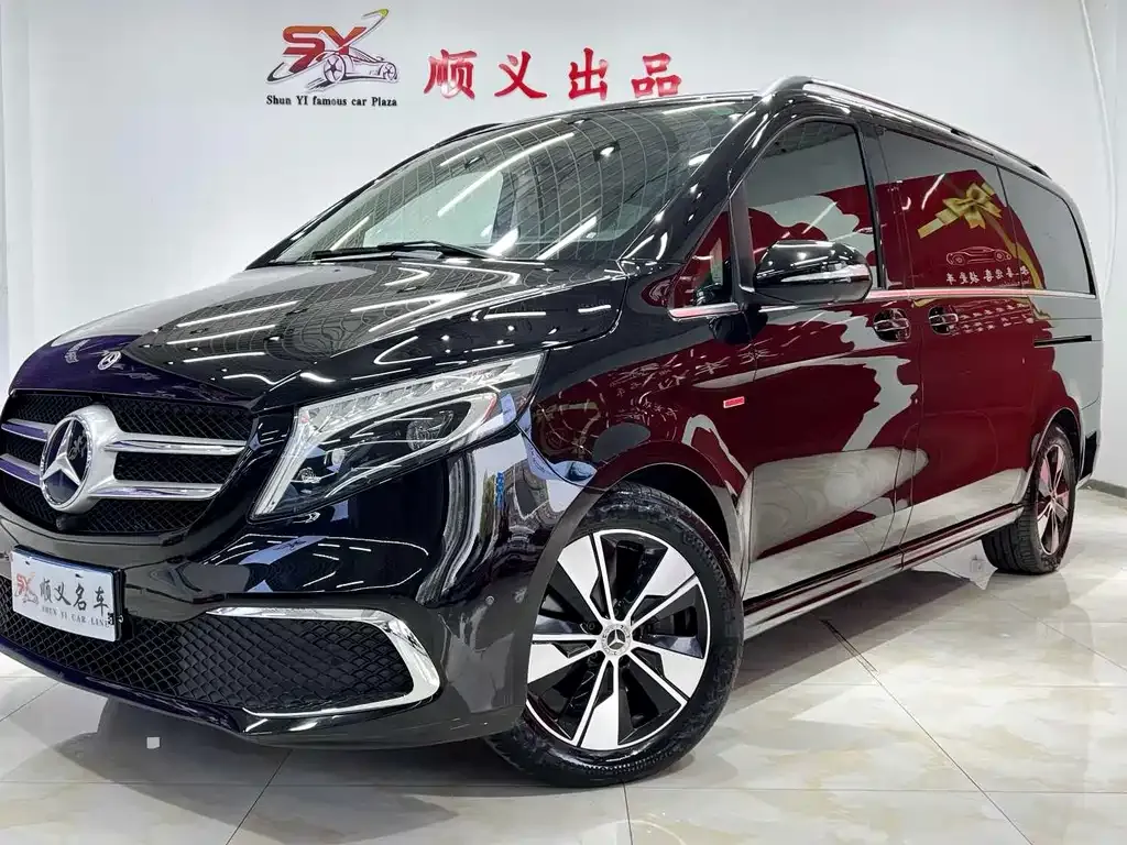 Mercedes-Benz V-Class 2022 из CN, фото 1