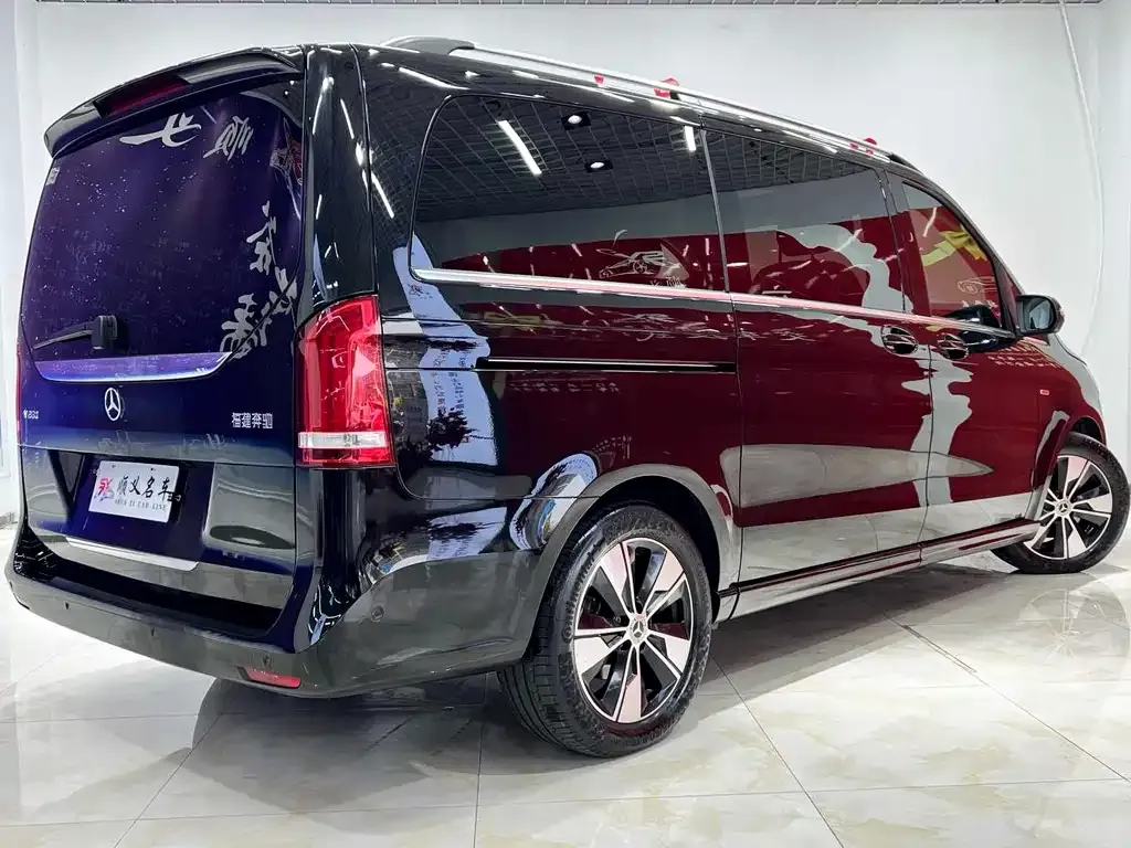 Mercedes-Benz V-Class 2022 из CN, фото 5