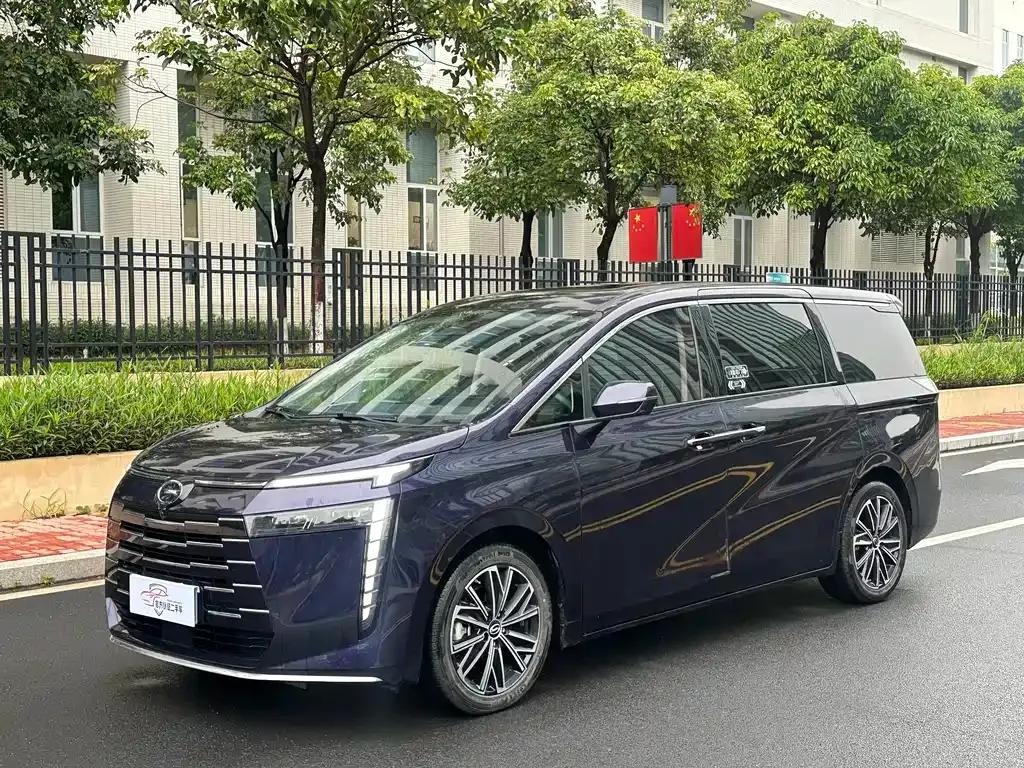 GAC Motor Trumpchi E8