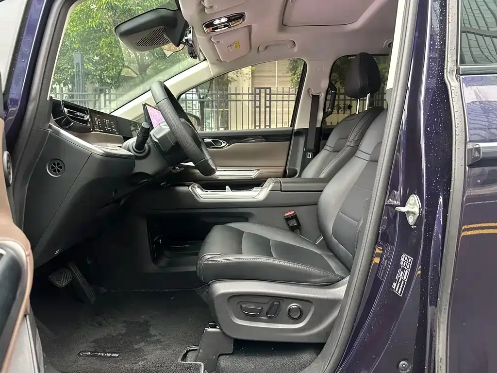 GAC Motor Trumpchi E8 2024 из CN, фото 2