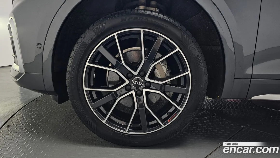 Audi Q5 2022 из KR, фото 7