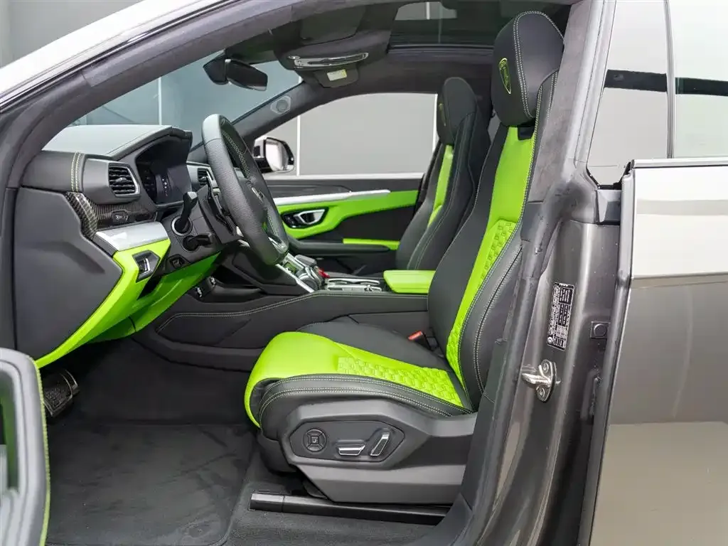 Lamborghini Urus 2021 из CN, фото 5