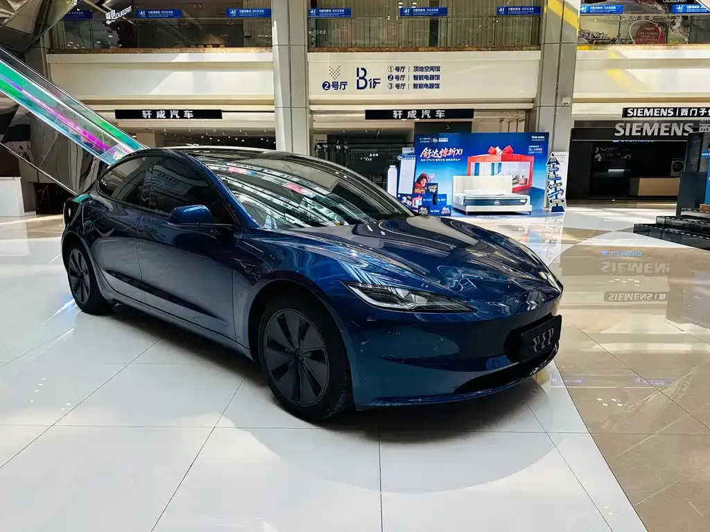 Tesla Model 3 2025 из CN, фото 5