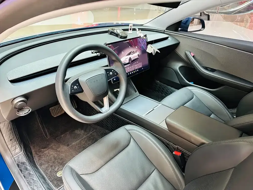 Tesla Model 3 2025 из CN, фото 7