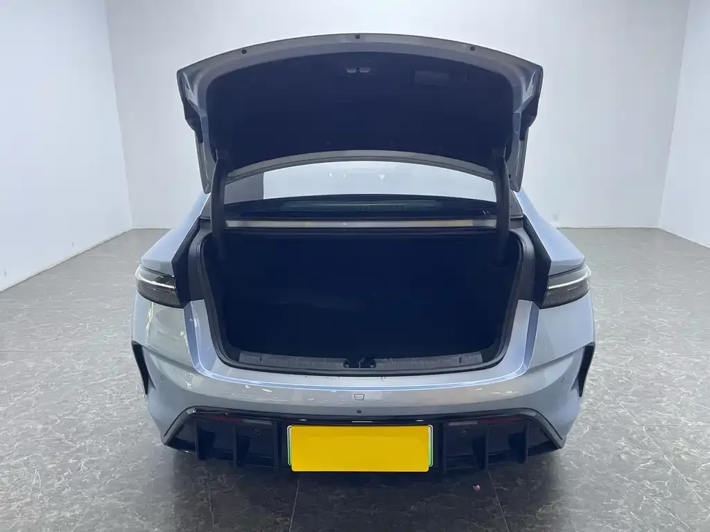BYD Seal — фото 6