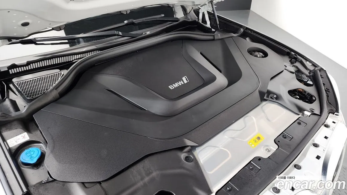 BMW iX3 2024 из KR, фото 6