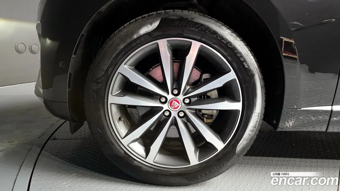 Jaguar F-PACE 2021 из KR, фото 6