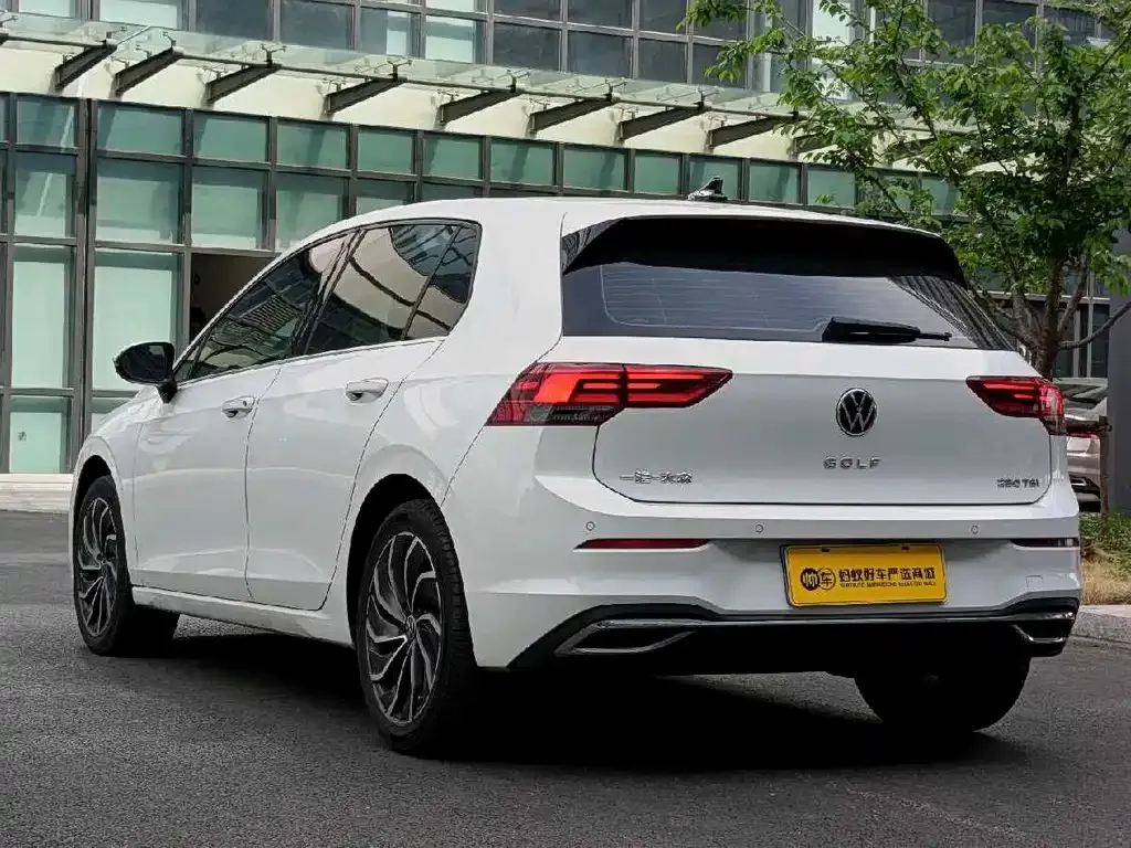 Volkswagen Golf 2022 из CN, фото 10