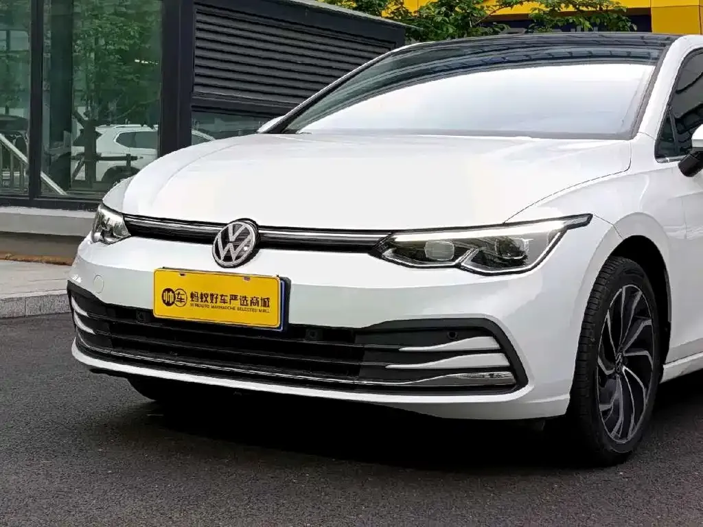 Volkswagen Golf 2022 из CN, фото 8